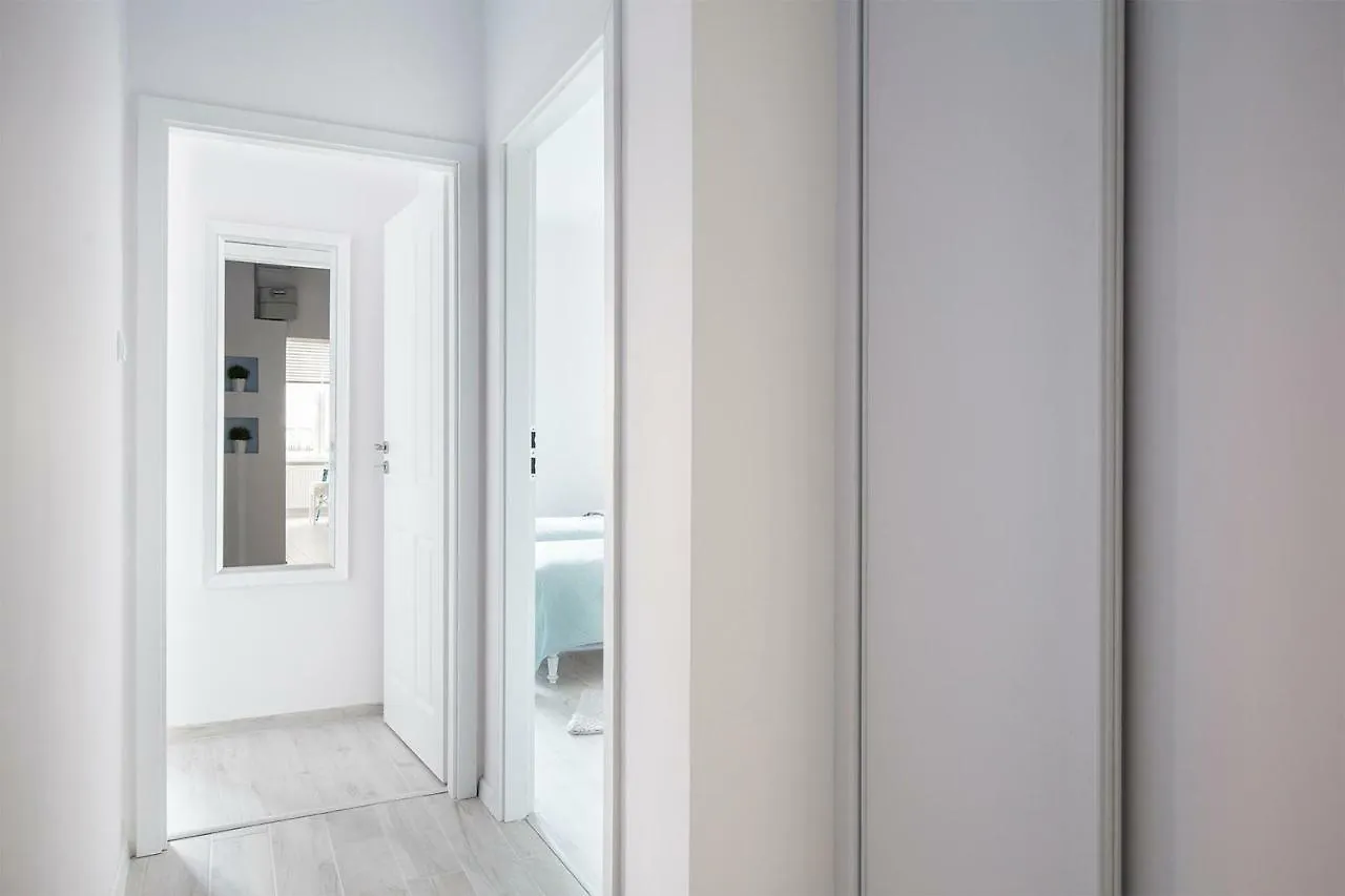 Apartament Blekitny | Chill And The City Apartments Gdansk 0*,