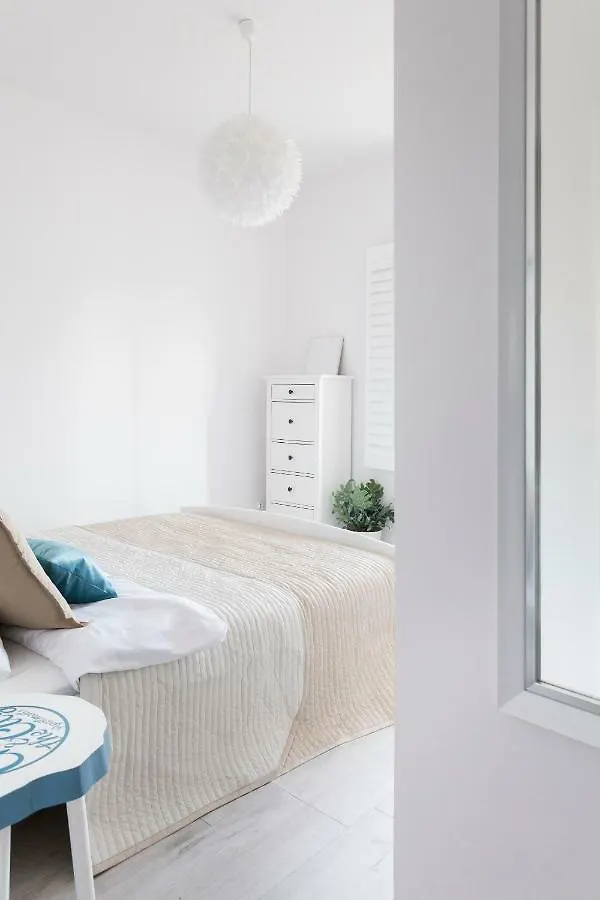 Apartament Blekitny | Chill And The City Apartments Gdansk Poland
